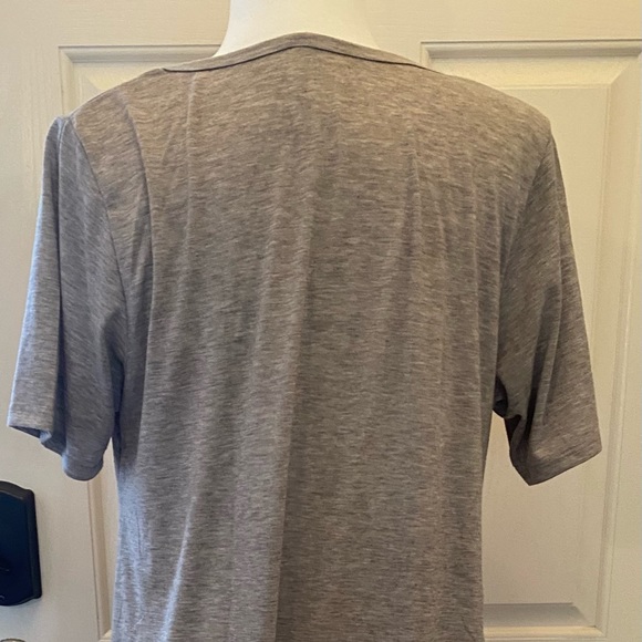 Grey LLR Perfect Tee, size L - Picture 4 of 6
